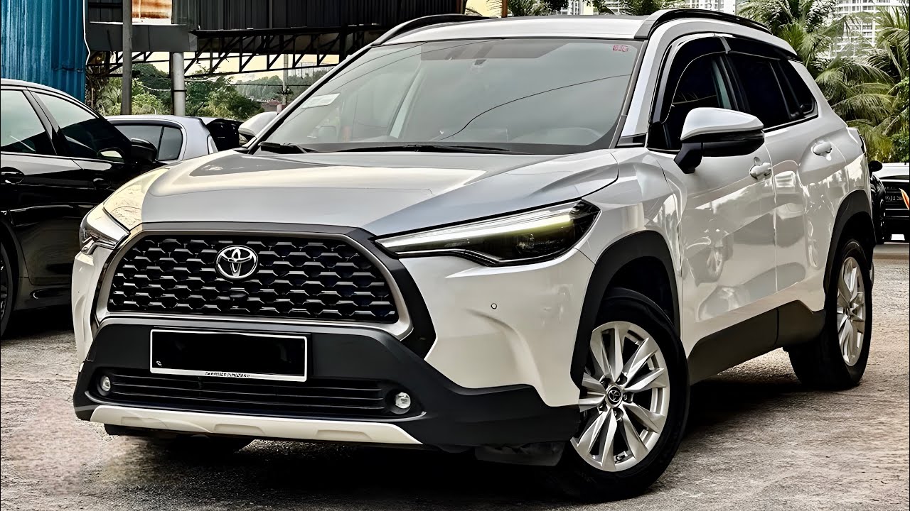 Toyota Corolla Cross 2024 Hybrid - Interior and Exterior Walkthrough [4K]