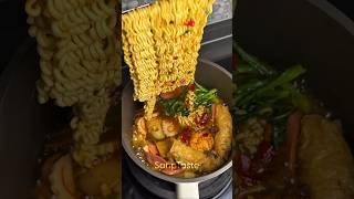 Easy 5-Minute Korean Ramen Recipe 🌶️  | Easy ASMR Cooking | SnapTaste 🍜🔥 #snaptaste
