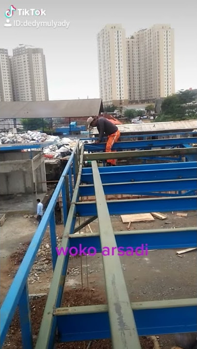 Aku dudu rojo.. pekerja keras
