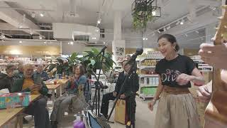 "Perhaps" (Doris Day) cover @MyColonialCafe Live Jam (Westfield Doncaster S Centre)