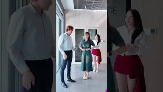 Tặng hoa cho crush bị COI THƯỜNG | TÂN HỒNG NHAN 2025