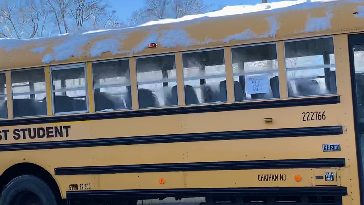 Snowy School Bus - 222766 - YouTube