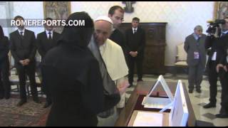 The Pope offers an elegant apology to the president of Croatia