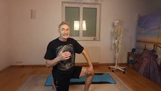 1 УПРАЖНЕНИЕ  УБЕРЁТ ЛЮБУЮ БОЛЬ в КОЛЕНЕ!