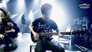 Max Helyer You Me At Sixvoxギターについて語る