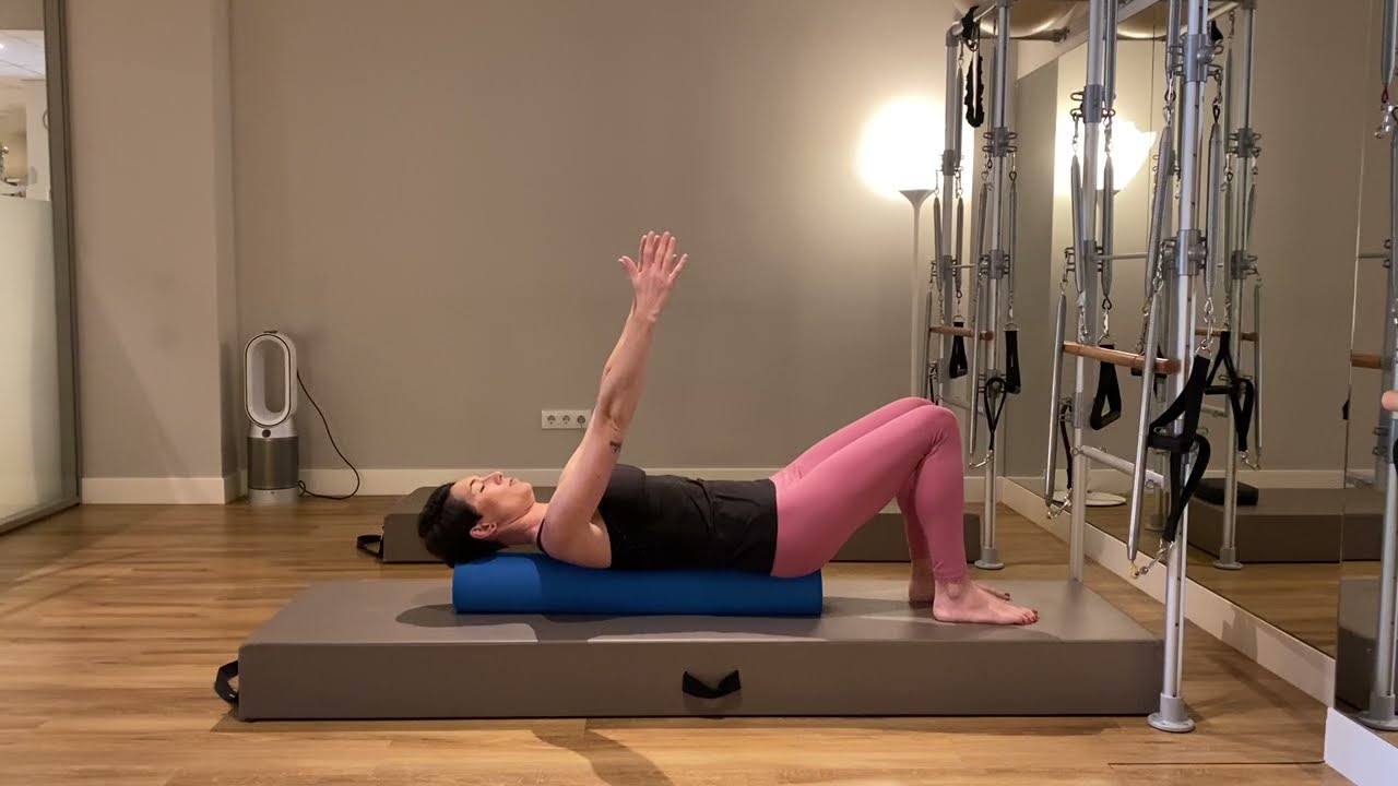 PILATES CON FOAM ROLLER. Clase completa nivel intermedio