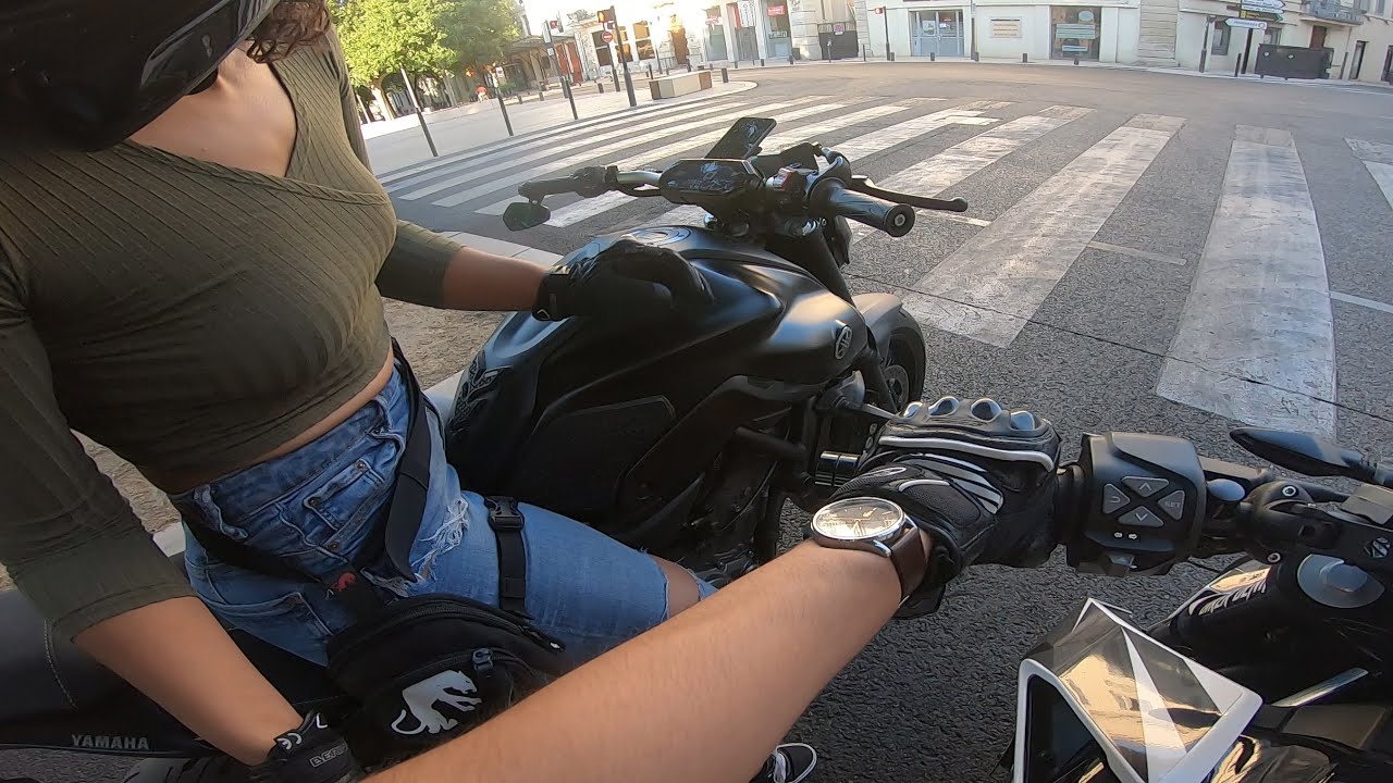 DAILY DU JOUR : JE RENCONTRE UNE ABONNÉE EN MT07