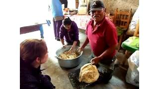 EL PAN DE MUERTO SAN BERNARDO TLALMIMILOLPAN SANGRE MEXICANA TV RADIO