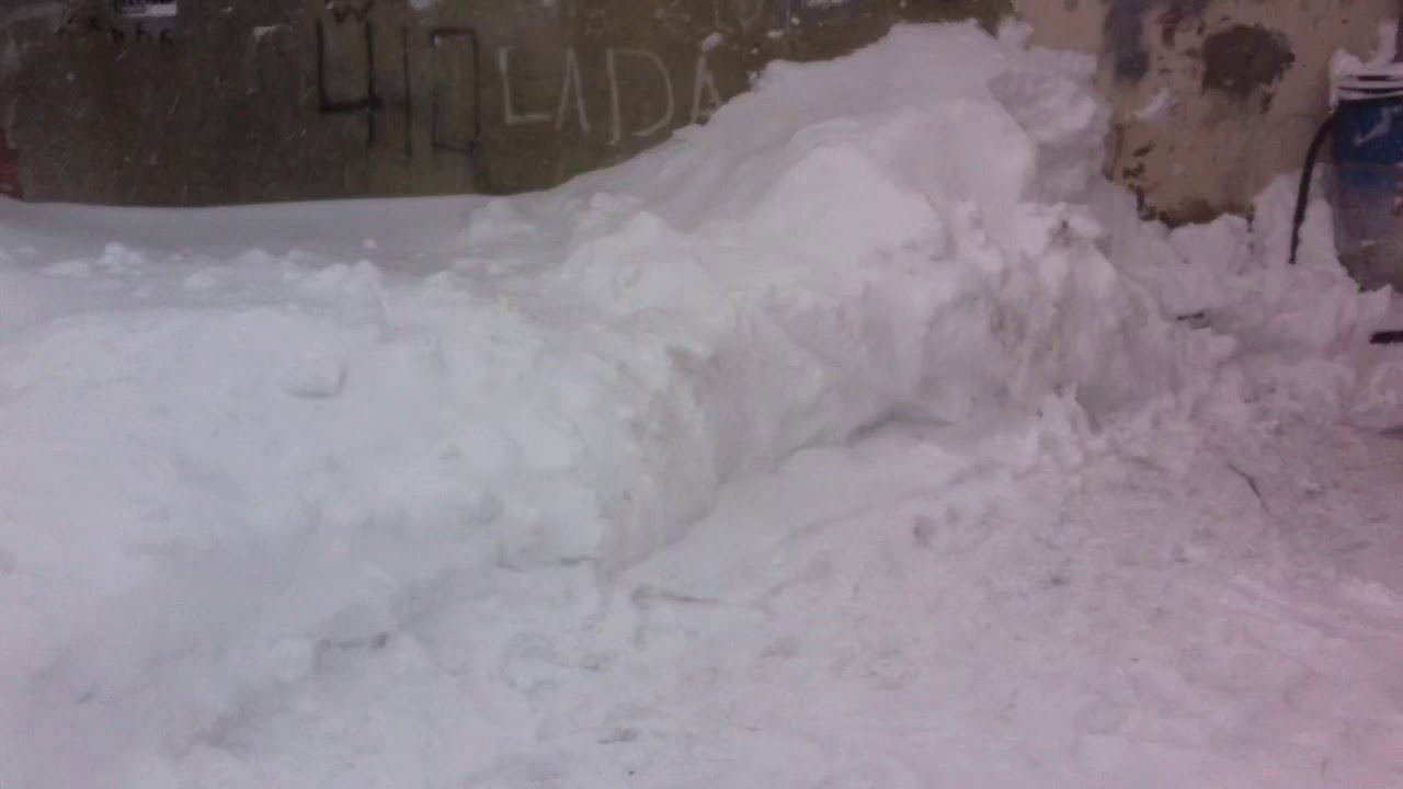 Снег в апреле - YouTube