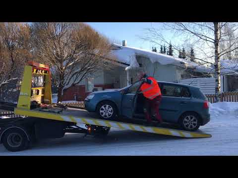 Video: Miten hinausautot pääsevät autoihin?