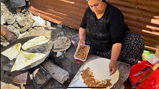 Traditional Ayran Soup / Pastry from Herbs in the Village / Village Life