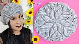 Como tejer la Boina N° 40 a crochet para mujer en punto hojas y estrella en  relieves paso a paso - YouTube