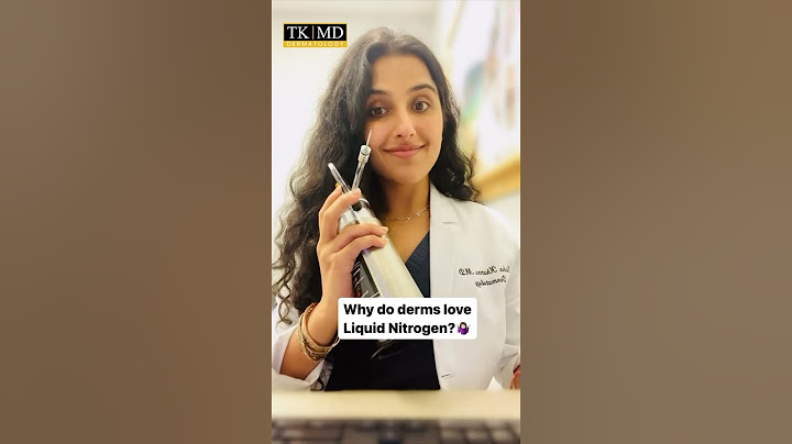 Why Do Dermatologists Love Liquid Nitrogen? 🧊 🧊 🧊 #liquidnitrogen #nitrogenfixation #shorts