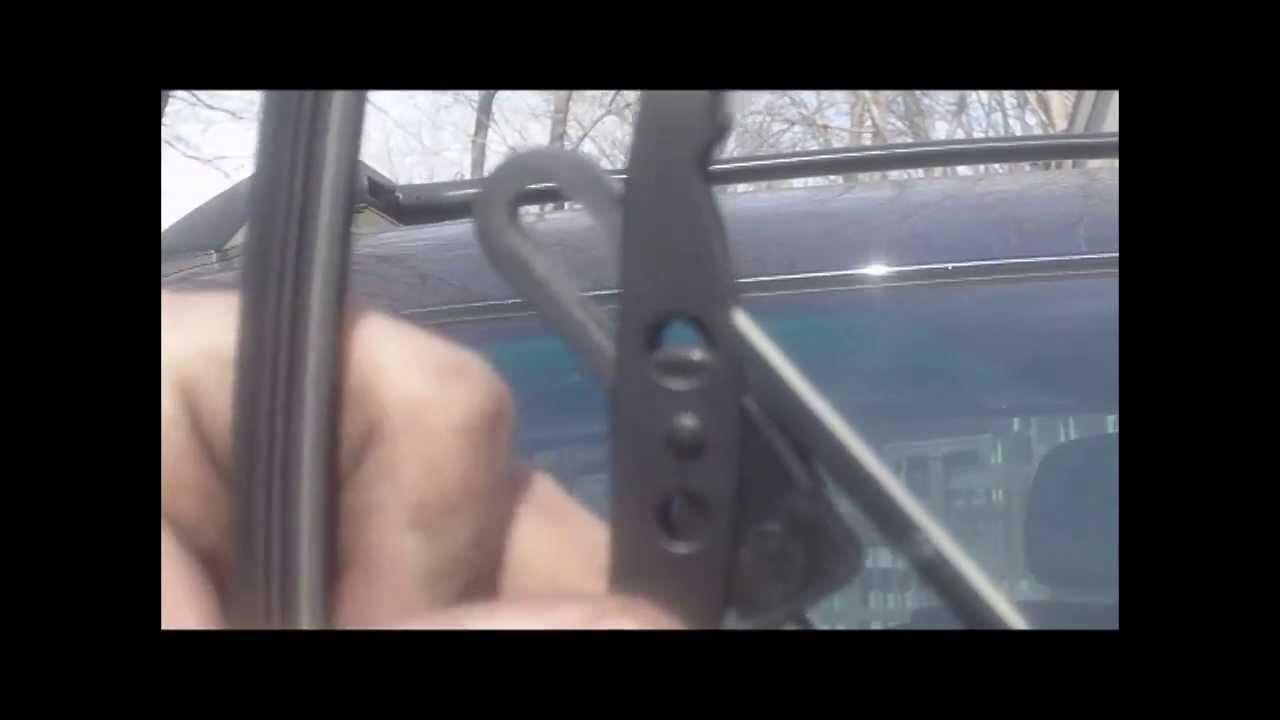How To Change Windshield Wipers (Lexus RX350) - YouTube