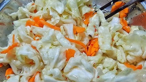 Món ngon ngày Tết - Cách làm kim chi bắp cải chua ngọt cấp tốc ăn liền đơn giản nhất.