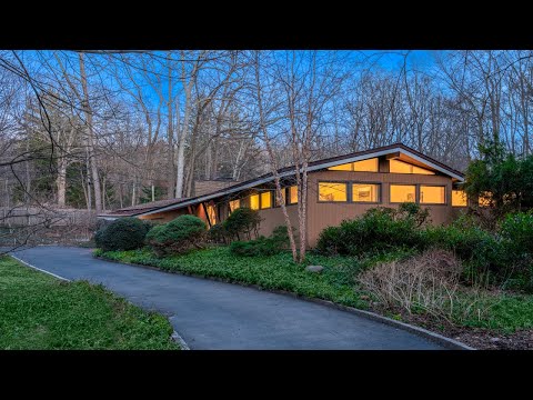1 Glenn Crescent, Centerport, NY home video tour