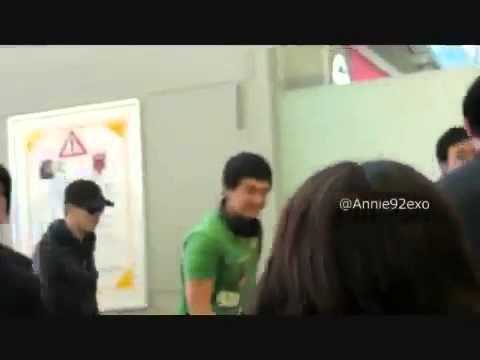 121021 3 NORAZO 노라조 ノラジョ @ Kansai Airport KIX 関西空港 Departure 出国