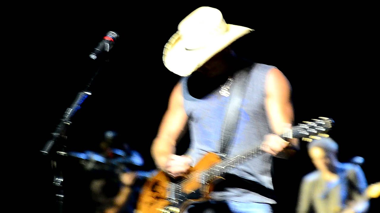 kenny chesney tour jacksonville fl