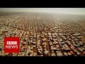'No-man's land' between Syria & Jordan - BBC News