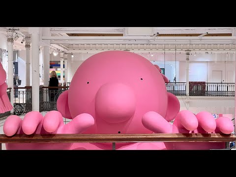 philippe katerine invades paris' le bon marché with massive bubblegum pink sculptures