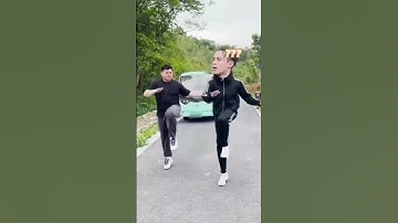 Thumbnail of when he is exercising with others😜😜海邊探戈」 這段很適合夏天跳操，因為節奏感很強 #dylanwang #wanghedi #didi #王鶴棣 #战火中的青春