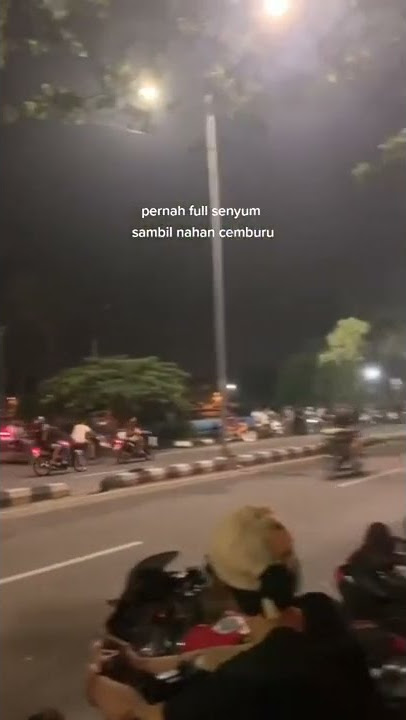 story wa 30 detik | pernah full senyum