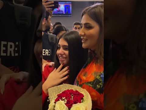 م عجبة تبكى بعد لقاءها بـ مي عمر تحت تهديد السلاح مي عمر