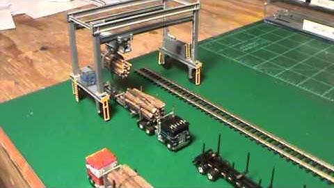 LOG UNLOADER   N scale 002