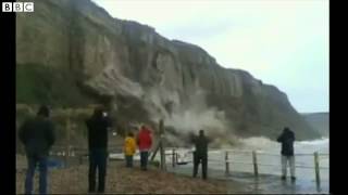 Part of cliff at Rock a Nore collapses into sea