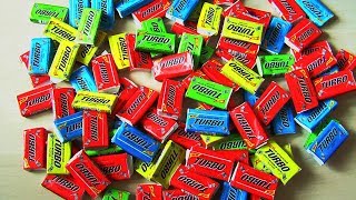 100 chewing gum candy Turbo Bubblegum Hubba Bubba Kindergarten Songs Rhymes Game kinetic sand!!! screenshot 5
