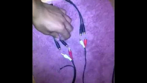 How to use two amps on one+ source