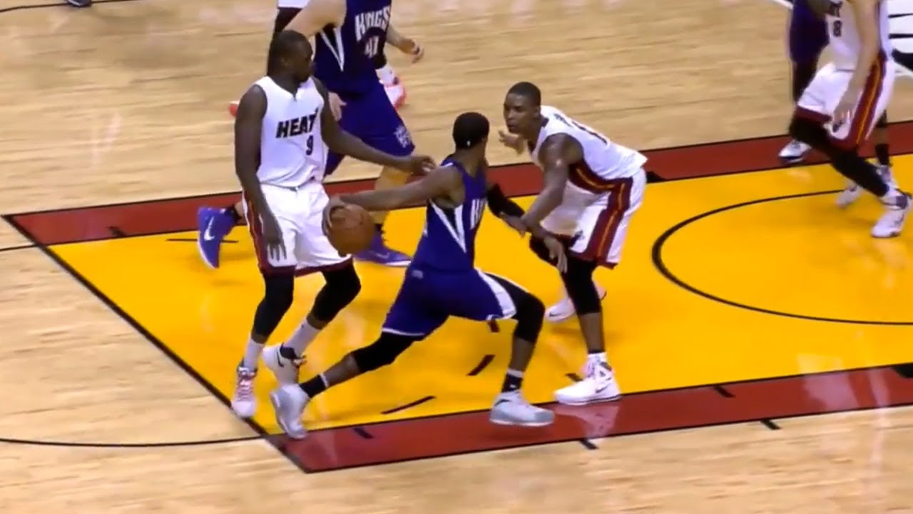 I found every Rajon Rondo Fake Pass + Layup... - YouTube