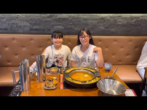 Video BÉ BỦN LẤY HẾT TIỀN LÌ XÌ TẾT MỜI DÌ BA ĂN BUFFET... - youtube