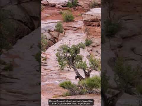 Walking tour of Gemini Bridges overview, Moab Utah