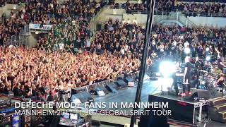 Audience during the concert - depeche MODE - 2017.11.30 Mannheim