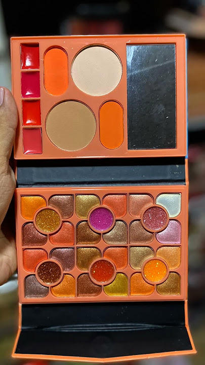Mini makeupkit EyeshadowFace powderLipstickAll in 1 each price 800. order number 03074287007#viral