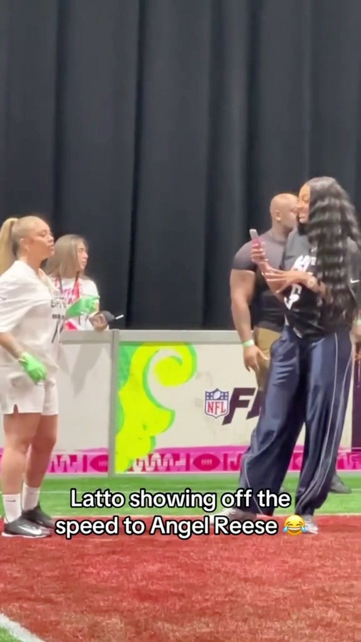 Latto showing off for Angel Reese ??