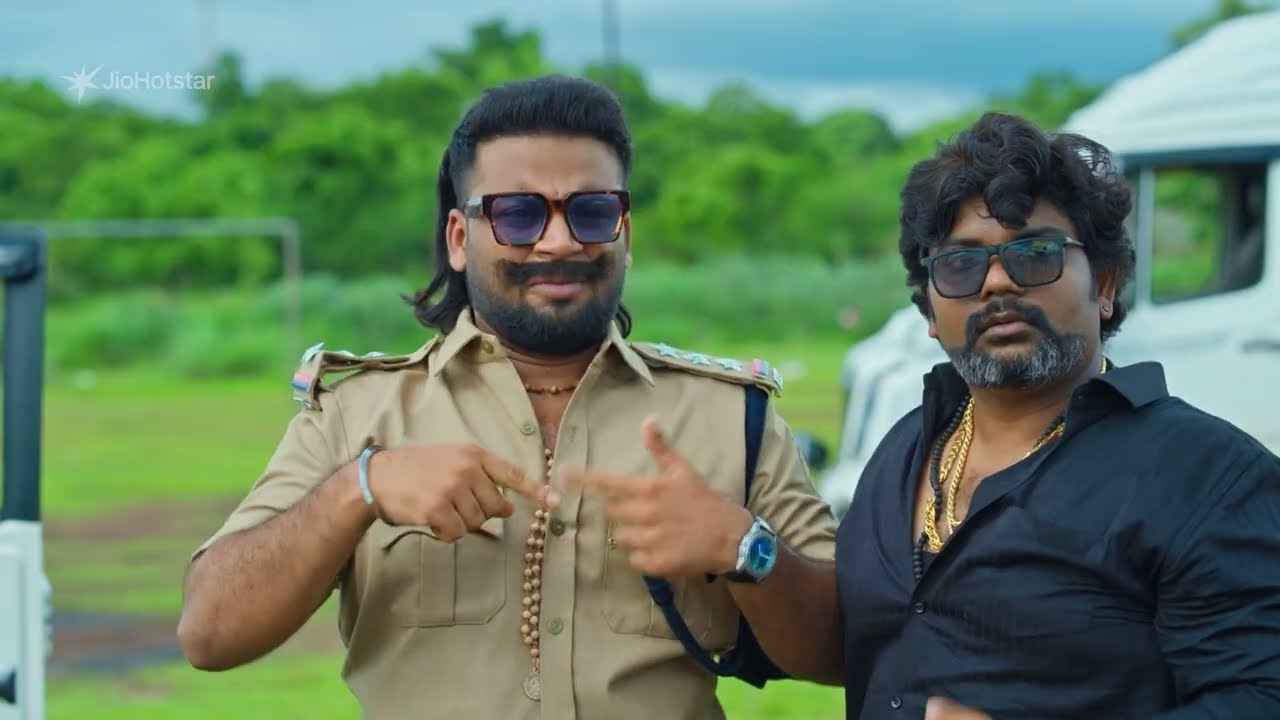 Кадр из трейлера «പ്രിൻസ് of മോളിവുഡ്»