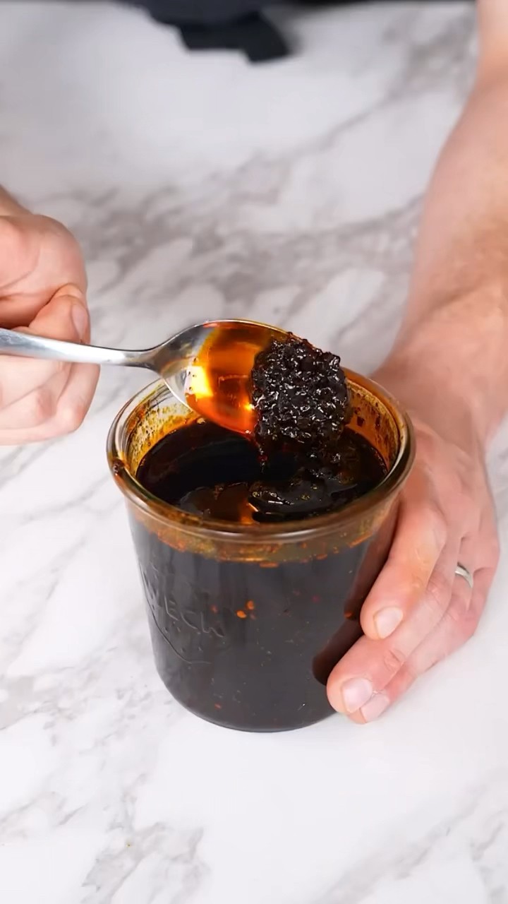The Best Sauce Ever (Nam Prik Pao)