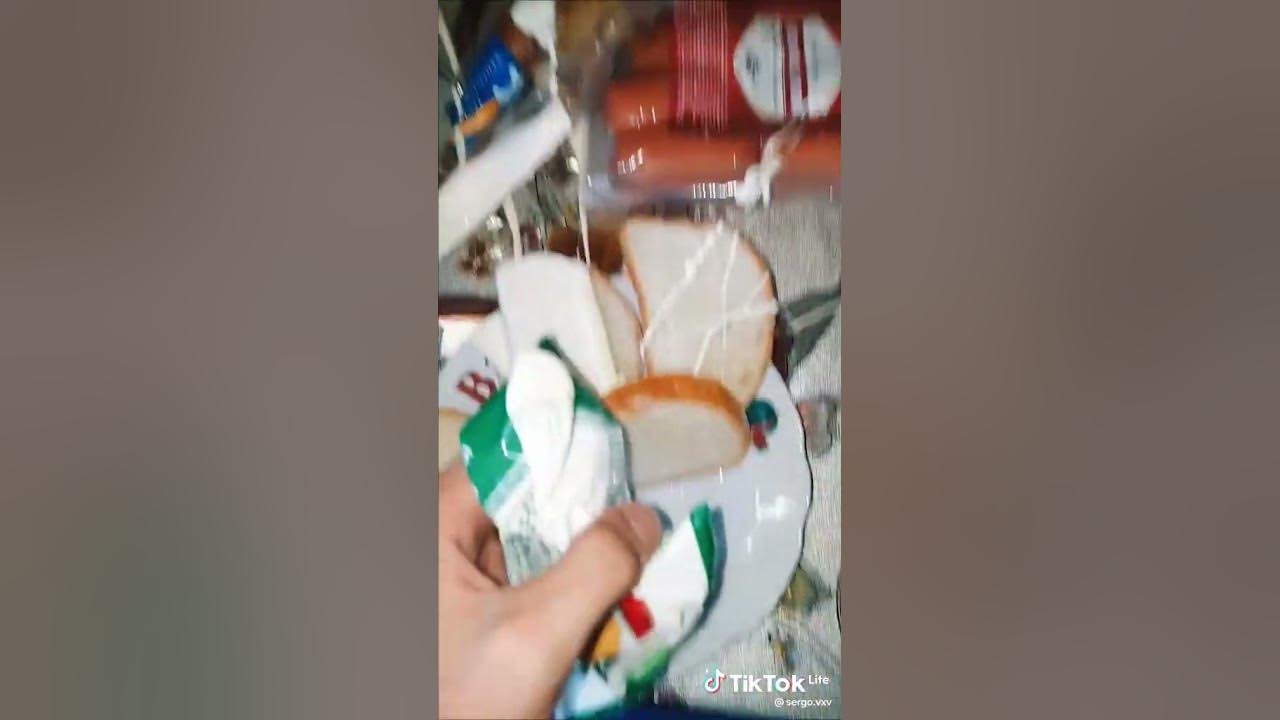 научился открывать майонез - YouTube