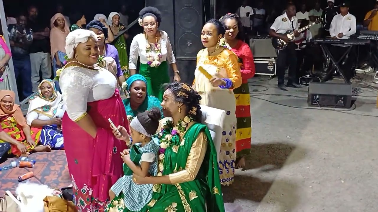 vikings de labattoire mbiwi mtsapere MARWANE & FATIA parti 2