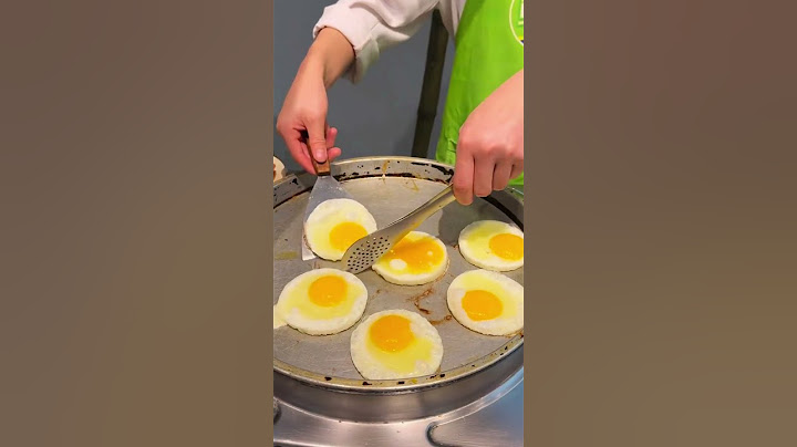 Fried eggs smart ways #shorts #smartworking