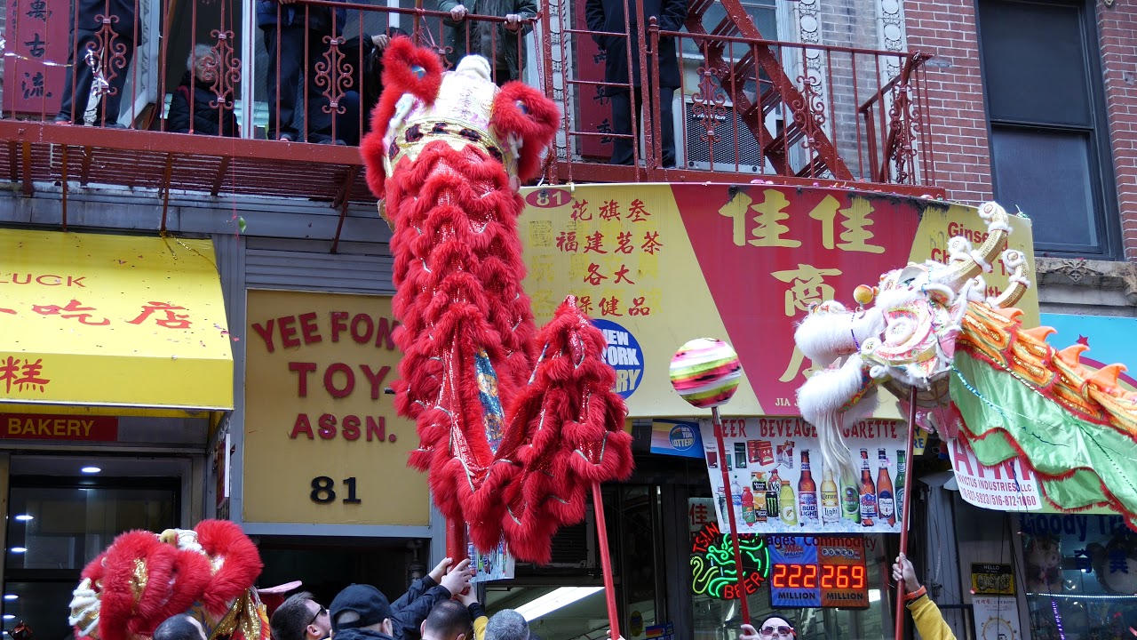 ⁴ᴷ Lion/Dragon Dance with Stilts - Chinese New Year 2018 in Chinatown, NYC by Yee's Hung Ga Kung Fu