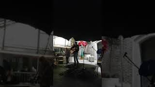 Amazing Street performance by Allie sherlock Let her go