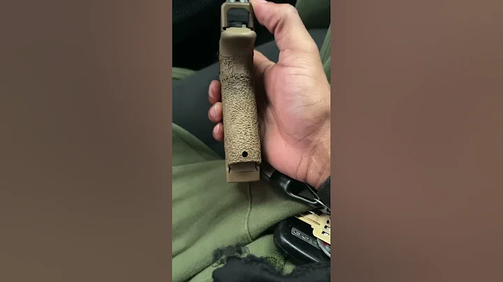 Airsoft ??SHOW ME 🧐🤔 #viral #shorts #edc #glock #educational #glock19x #stippling #airsoft