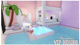 Preppy VIP House ✨ TOUR A very important person house ✨ Roblox Adopt Me! screenshot 2