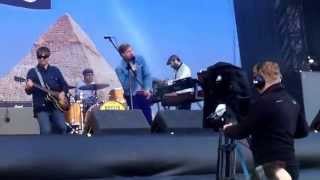 Kaiser chiefs, I did nothing- vfestival 2014