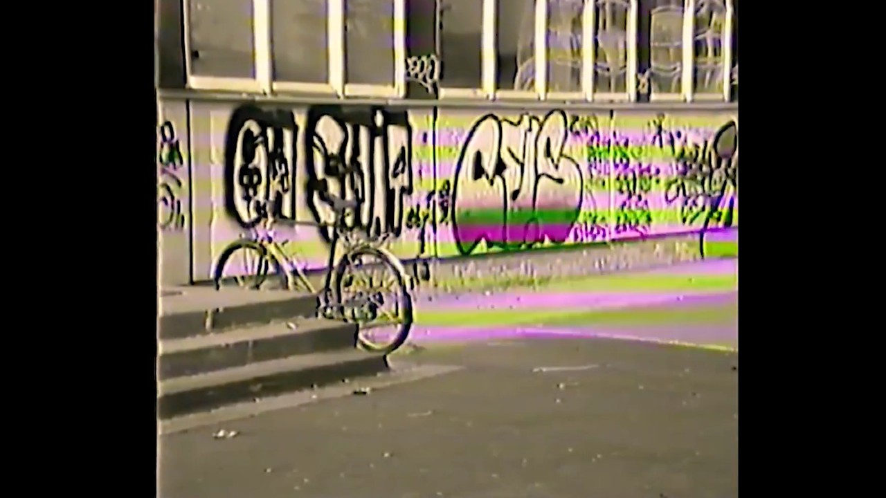Watch ROZENROZEN - TIEFBASSKOMMANDO on YouTube Watch ROZENROZEN - TIEFBASSKOMMANDO on YouTube