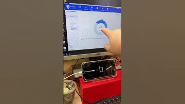 iPhone завис на яблоке