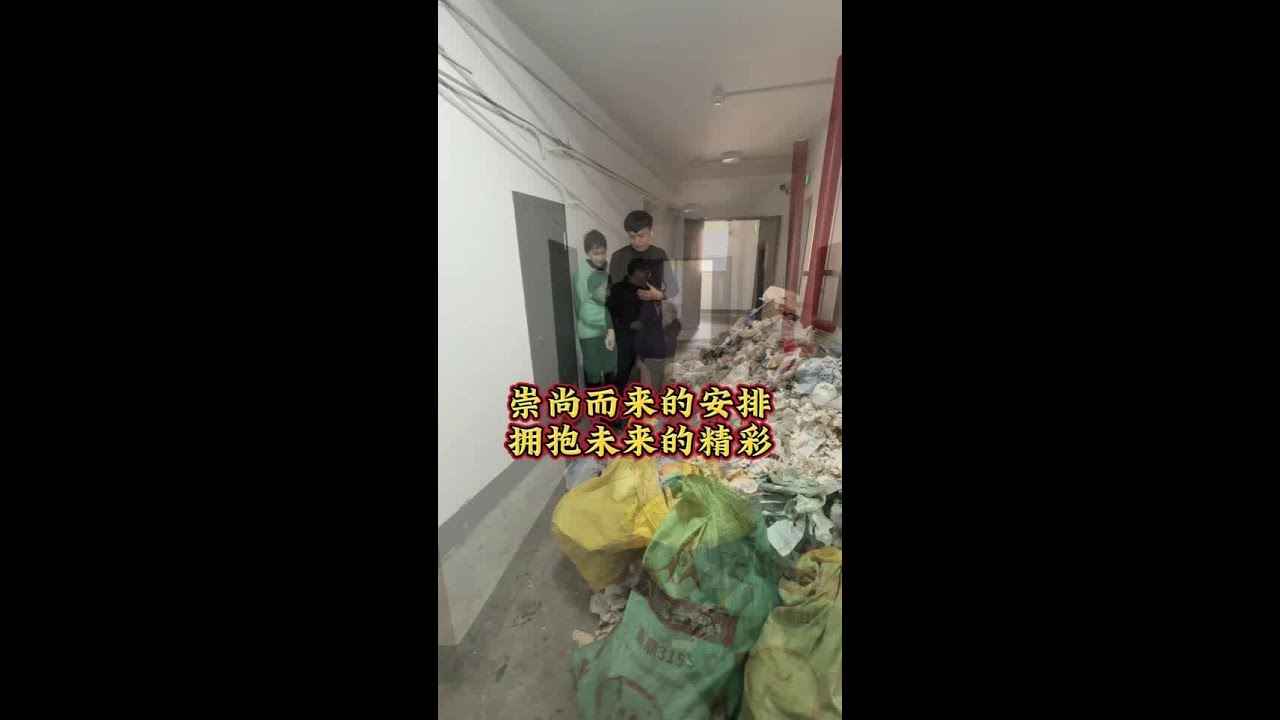 人人都有苦衷，事事都有无奈，别去羡慕别人的辉煌，也别去嘲笑别人的不幸，人这一辈子机遇不同，生活各异，幸也好，不幸也罢，都是自己的人生，尽心做好事情，简单做好自己，人生就算完整，晨起暮落是日子，奔波忙